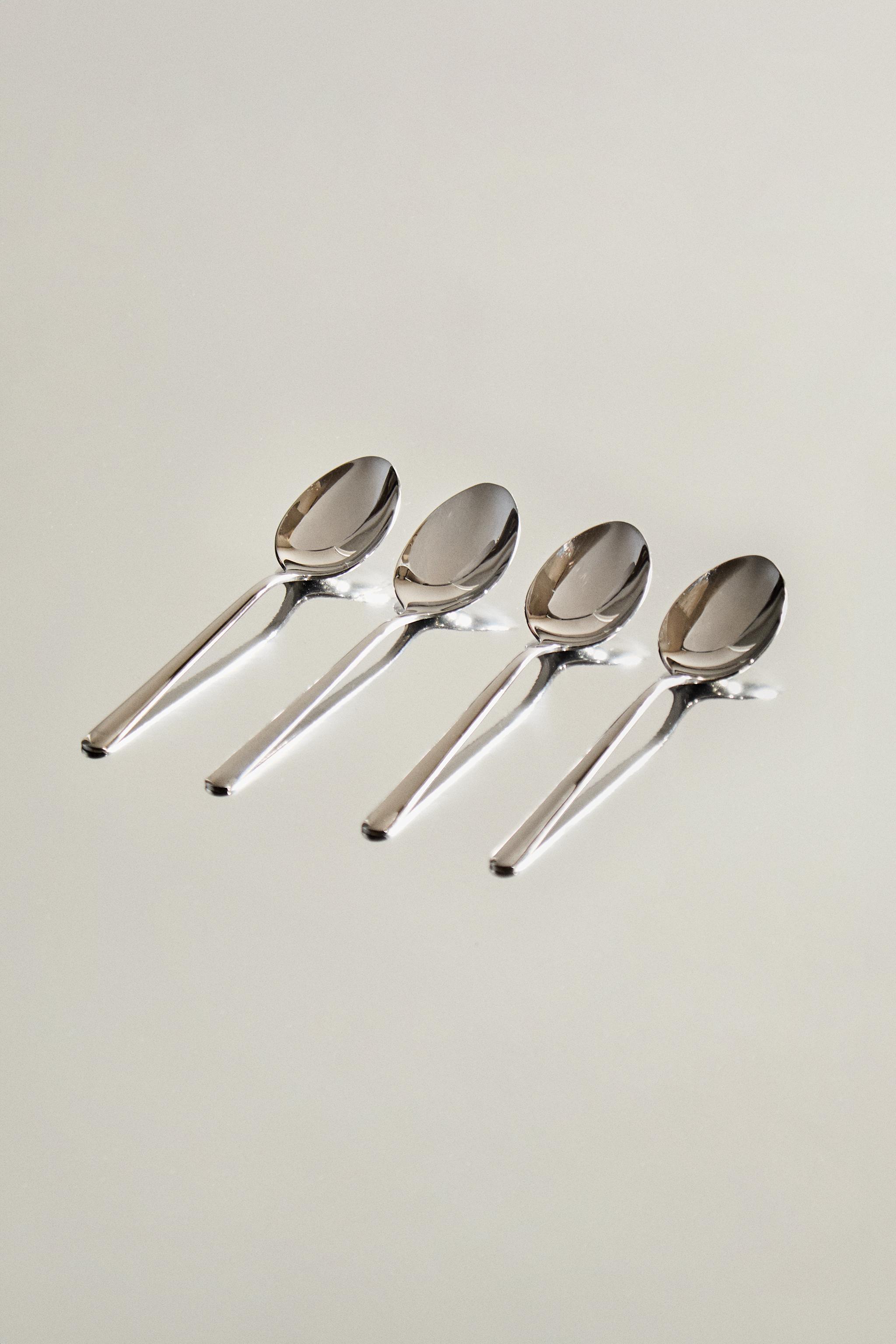 LOT DE CUILLÈRES À DESSERT EN ACIER BRILLANT (LOT DE 4)